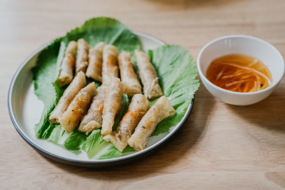Bàn ăn tại Pho Coffee